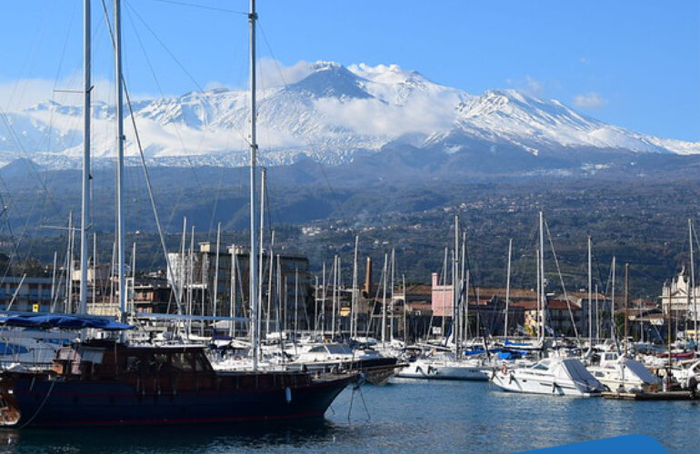 Porto dell'Etna Riposto Catania